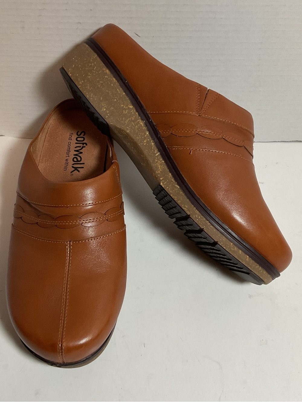 SoftWalk Amber Clog Mule Comfort